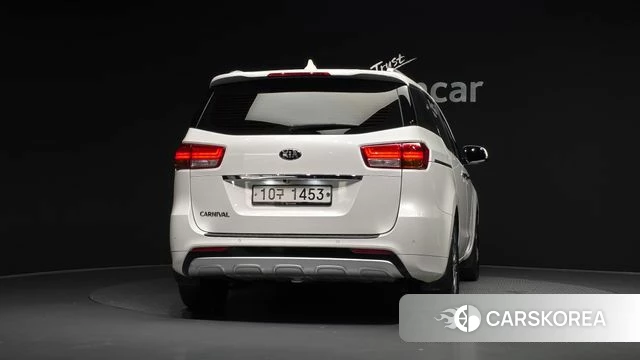 Kia All New Carnival id 5035992 из Кореи 23