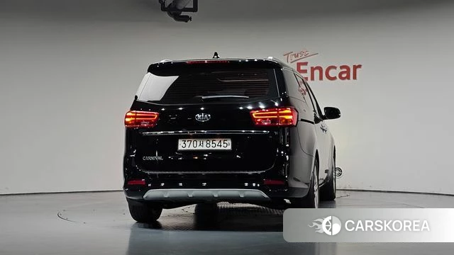 Kia The New Carnival id 4952534 из Кореи 23