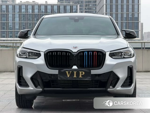 BMW X4 2023 Серебристо-серый из Китая, фото 3