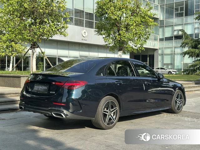 Mercedes-Benz C-class 2024 Зеленый из Китая, фото 3