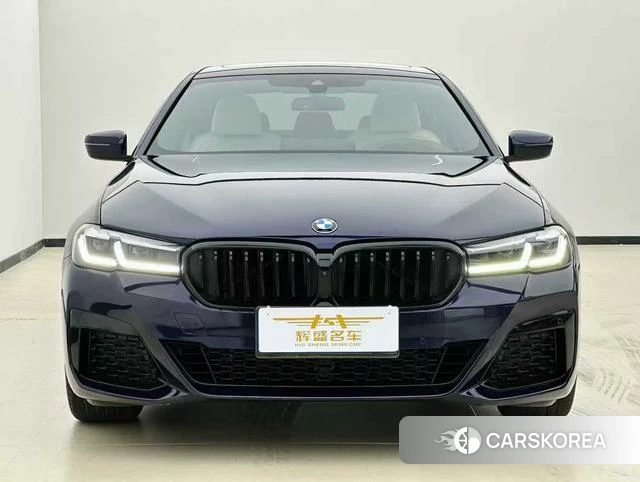 BMW 5 series 2021 Черный из Китая, фото 3
