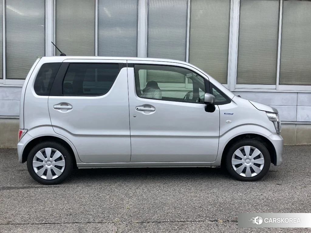 Suzuki Wagon R 2023 из Японии, фото 3