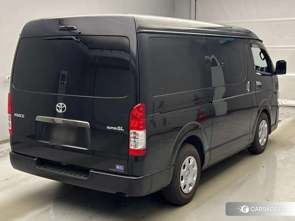 Toyota HiAce Van 2024 из Японии, фото 3