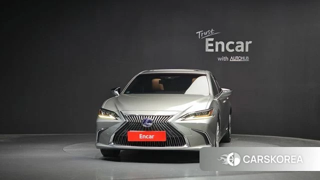 Lexus ES300h 7th generation id 5041901 из Кореи 13