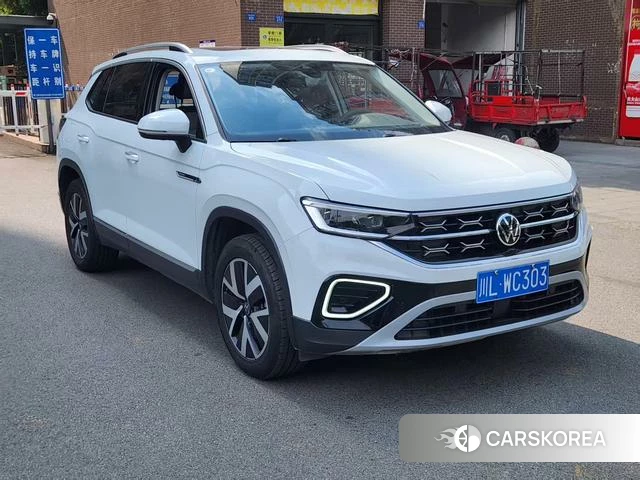 Volkswagen Tayron 2023 Белый из Китая, фото 3