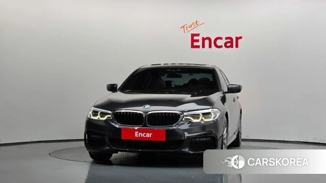 BMW 5 Series (G30) id 5018166 из Кореи 13