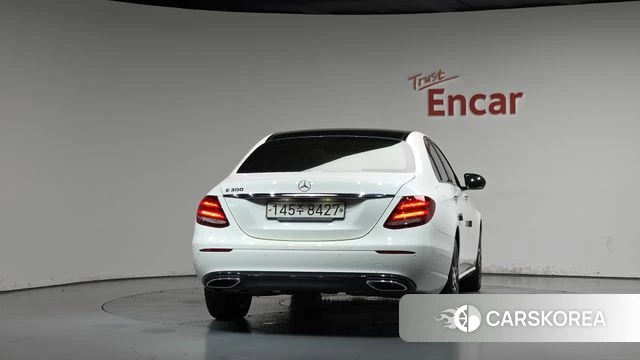 Mercedes-Benz E-Class W213 id 4998098 из Кореи 23