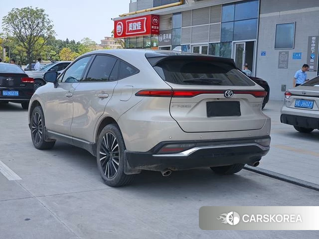 Toyota Venza 2023 Серебристо-серый из Китая, фото 3