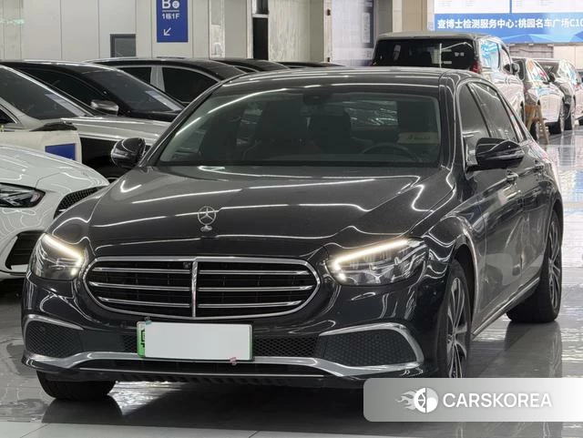 Mercedes-Benz E-Class 2023 Черный из Китая, фото 5