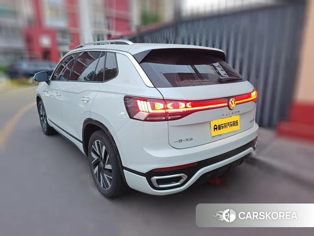Volkswagen Tayron 2023 Белый из Китая, фото 3