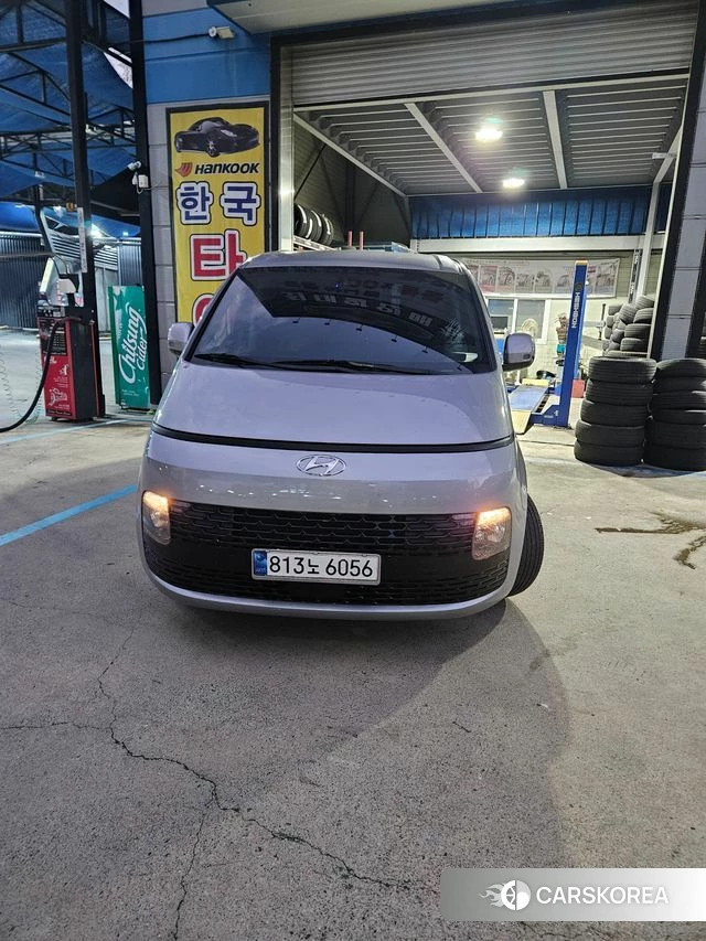 Hyundai Staria 2023 Серебряный из Кореи, фото 3