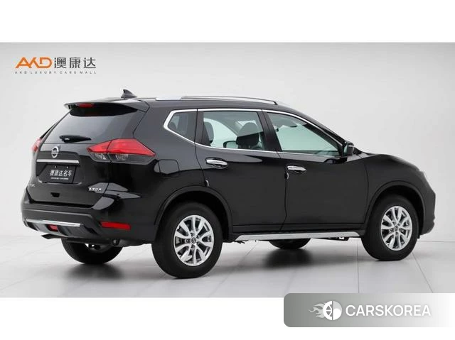 Nissan X-Trail 2023 Черный из Китая, фото 3