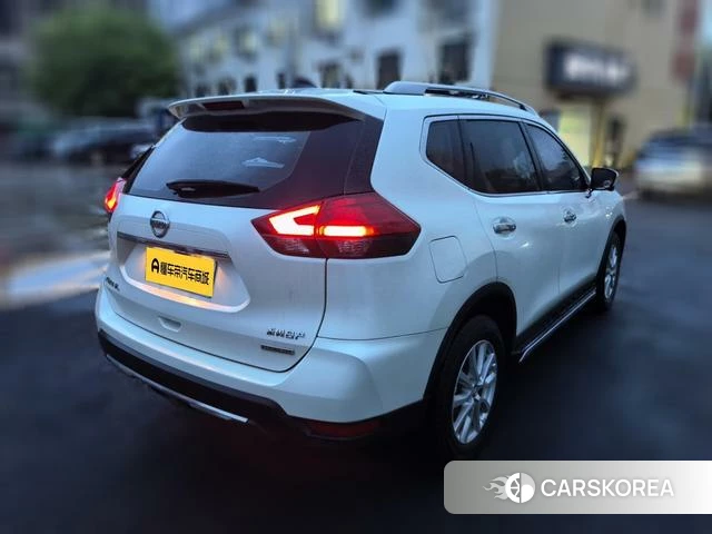 Nissan X-Trail 2020 Белый из Китая, фото 3