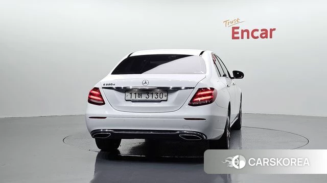 Mercedes-Benz E-Class W213 id 5023798 из Кореи 23