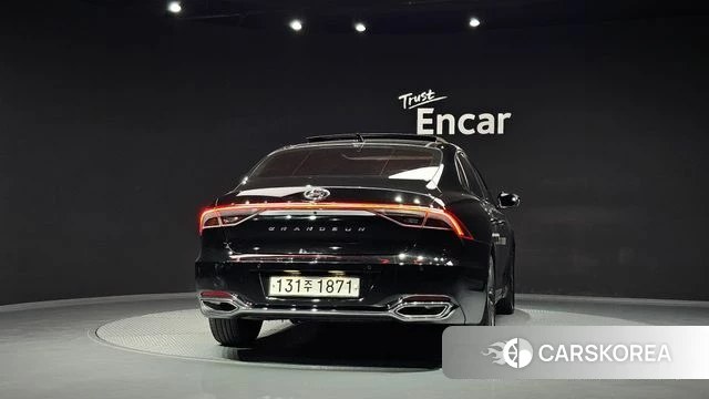 Hyundai The New Grandeur IG id 5012744 из Кореи 23
