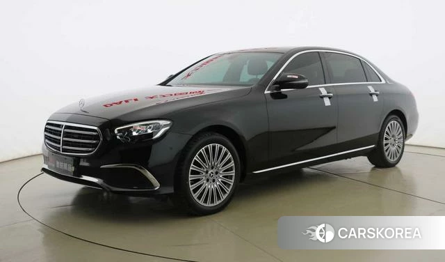 Mercedes-Benz E-Class 2023 Черный из Китая, фото 3
