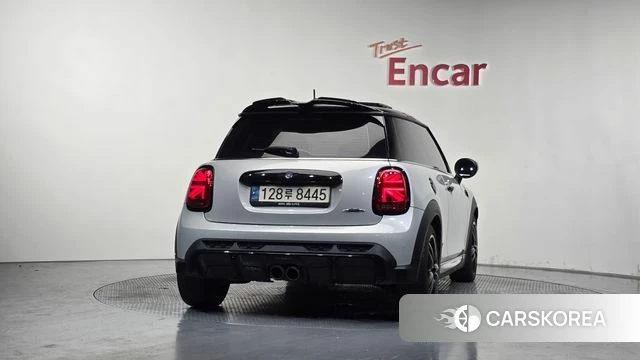 Mini Cooper S id 4624843 из Кореи 23