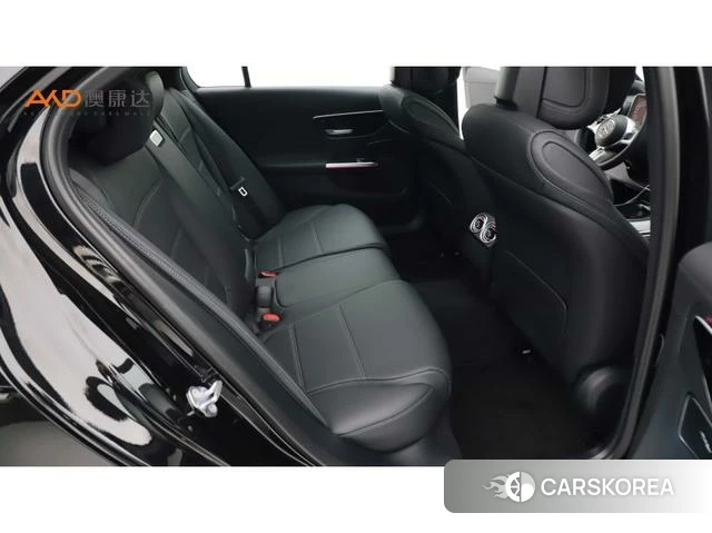Mercedes-Benz C-class 2023 Черный из Китая, фото 3