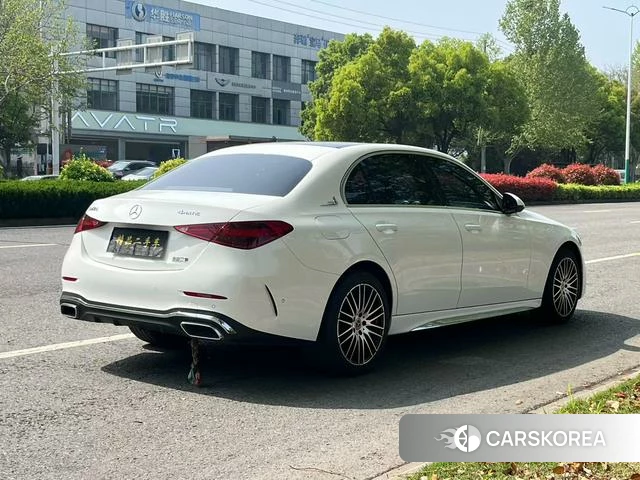 Mercedes-Benz C-class 2024 Белый из Китая, фото 3