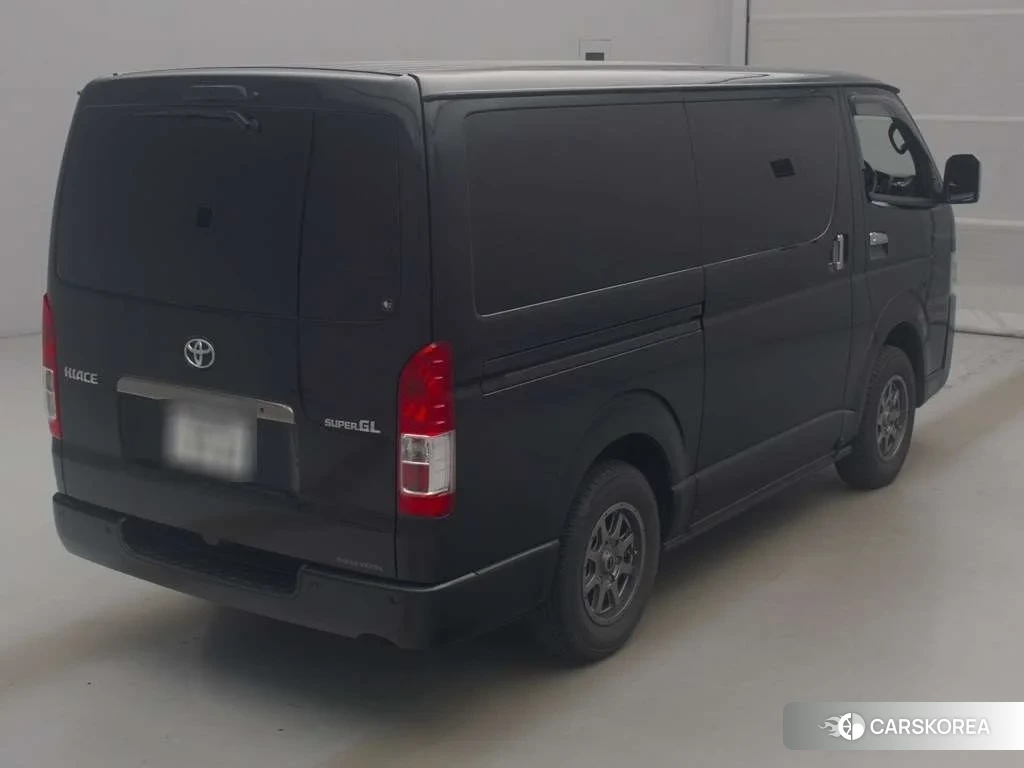 Toyota HiAce Van 2023 из Японии, фото 3