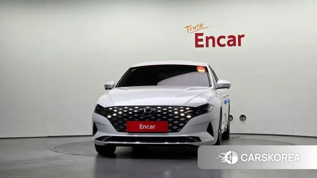 Hyundai The New Grandeur IG id 5053280 из Кореи 23