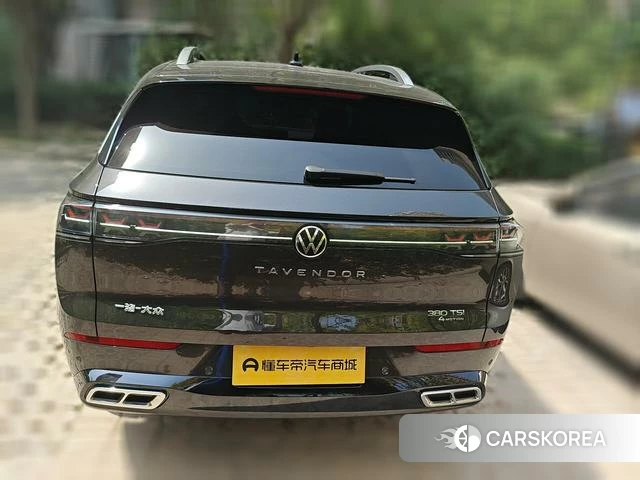 Volkswagen Tavendor 2022 Черный из Китая, фото 3