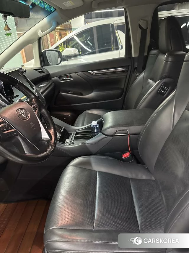 Toyota Vellfire 2021 Белый из Китая, фото 5
