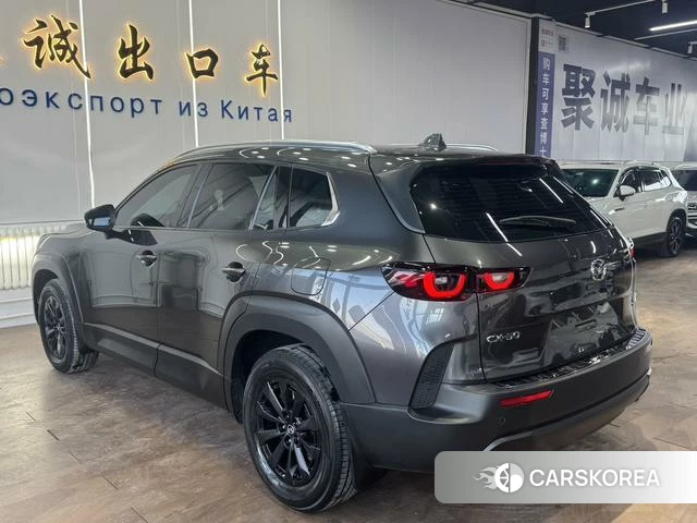 Mazda CX-50 2023 Темно-серый из Китая, фото 3