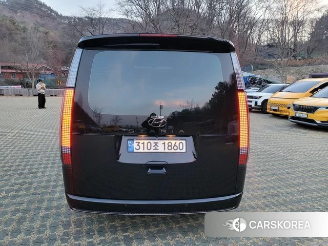 Hyundai Staria 2021 Черный из Кореи, фото 6