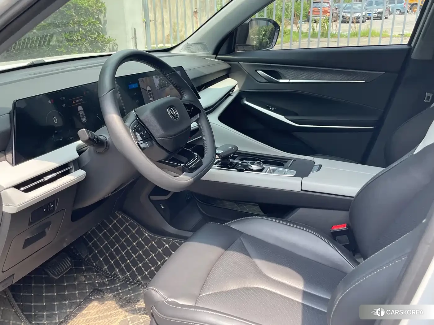 Chang'an Changan CS75PLUS 2024 Белый из Китая, фото 4