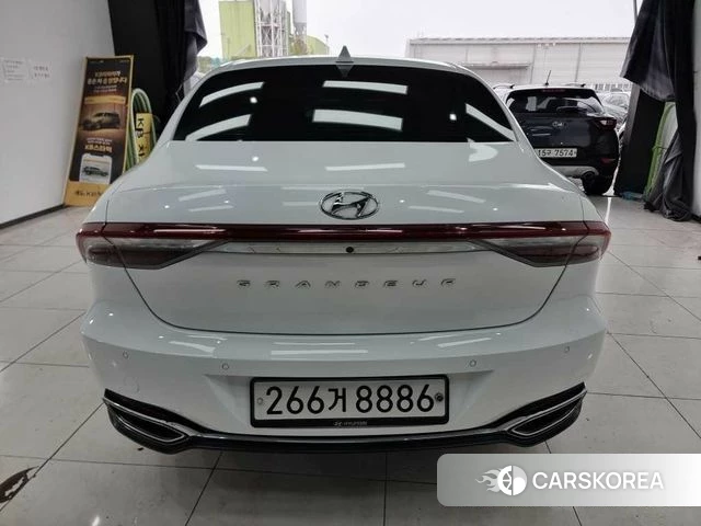 Hyundai The New Grandeur IG id 4937189 из Кореи 13