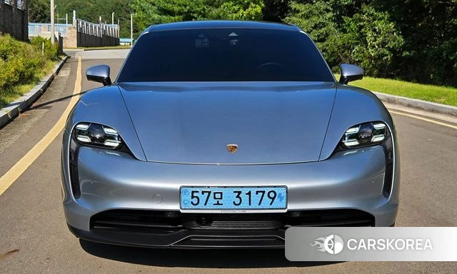 Porsche Taycan id 4929578 из Кореи 13