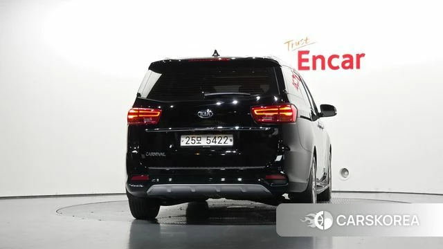Kia The New Carnival id 4967446 из Кореи 23