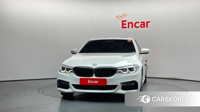 BMW 5 Series (G30) id 4967888 из Кореи 23