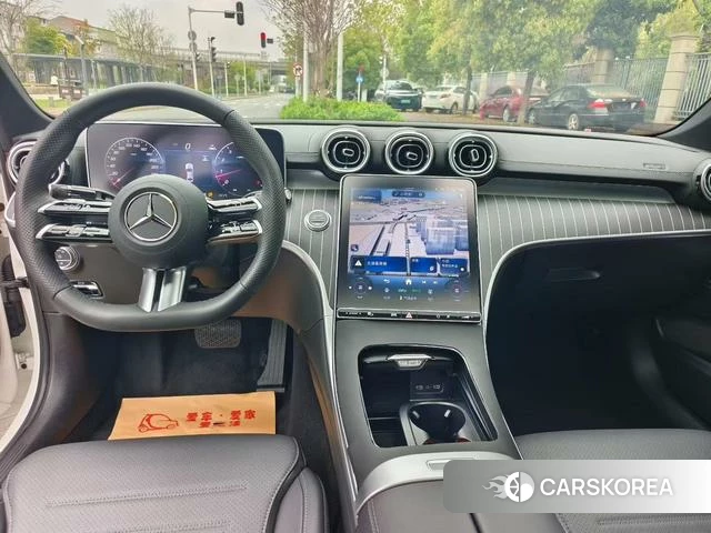 Mercedes-Benz C-class 2025 Белый из Китая, фото 3