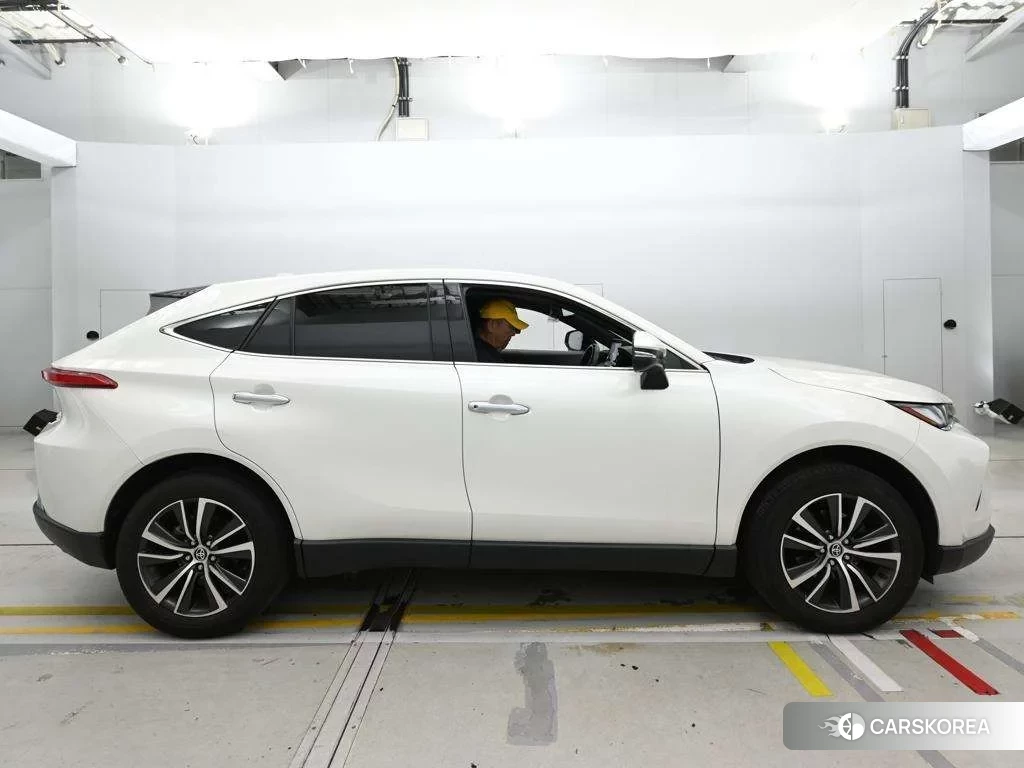 Toyota Harrier 2021 из Японии, фото 3