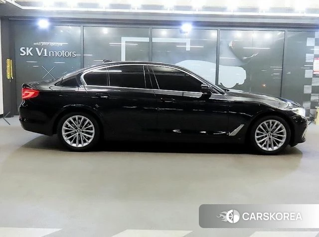 BMW 5 Series (G30) id 5013705 из Кореи 13