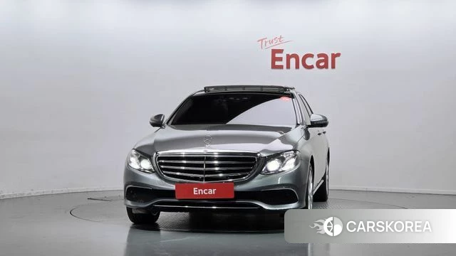 Mercedes-Benz E-Class W213 id 4998507 из Кореи 23