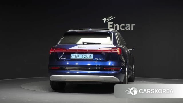 Audi e-Tron id 4952124 из Кореи 23