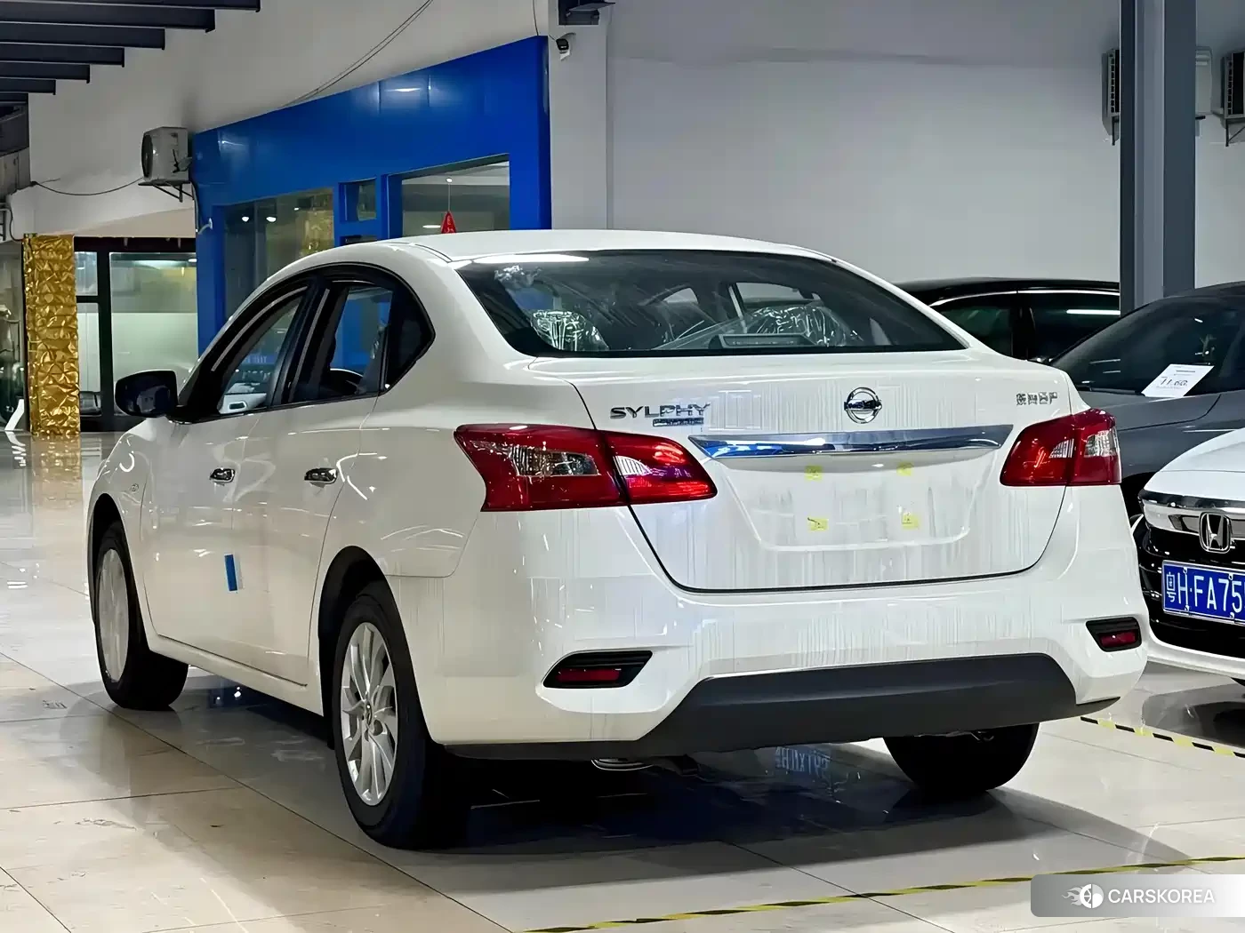 Nissan Sylphy 2026 Белый из Китая, фото 3