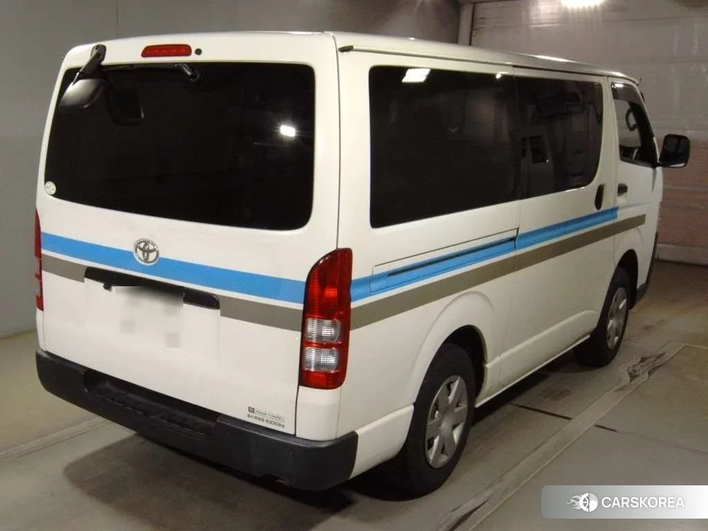 Toyota HiAce Van 2021 из Японии, фото 3