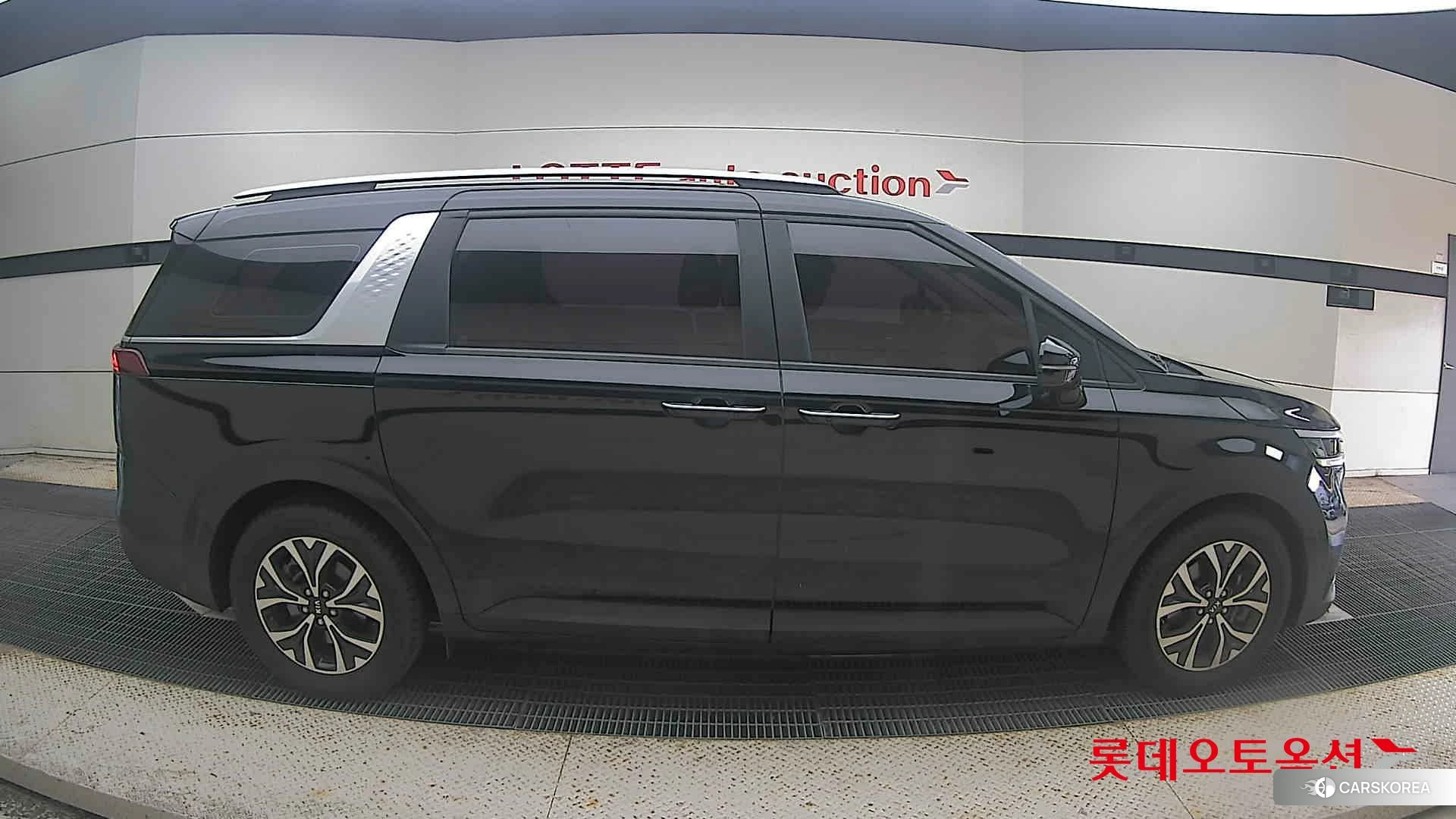 Kia Carnival id 4984662 из Кореи 23