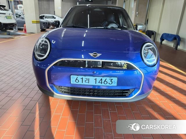 Mini Cooper Electric 4th Generation 2024 Синий из Кореи, фото 4