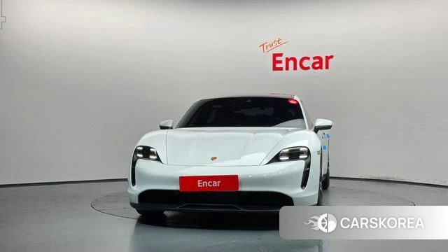 Porsche Taycan id 4905033 из Кореи 23