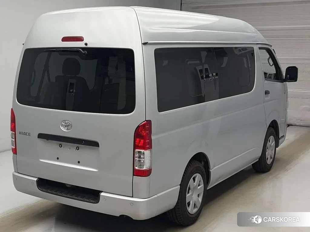 Toyota HiAce Van 2020 из Японии, фото 3