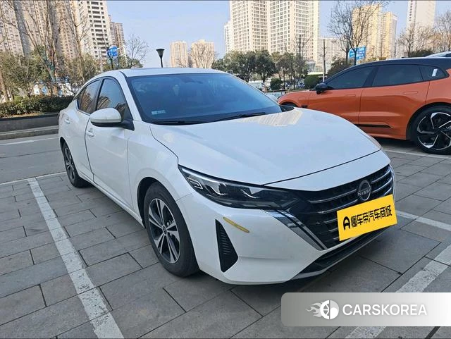 Nissan Sylphy 2023 Белый из Китая, фото 3