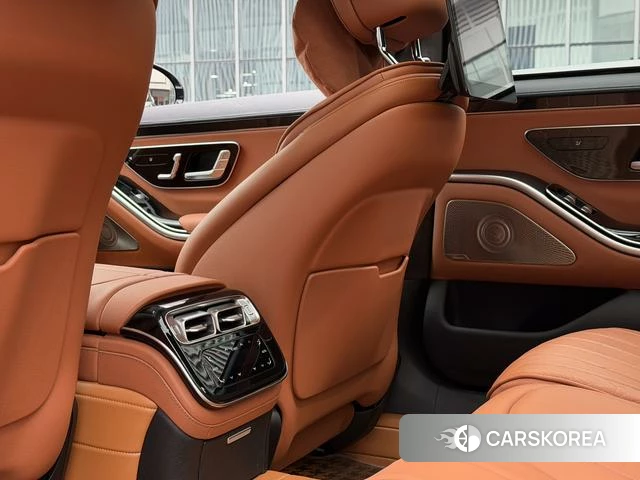 Mercedes-Benz S-Class 2023 Черный из Китая, фото 6