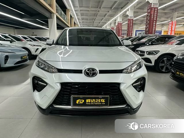 Toyota Wildlander 2022 Белый из Китая, фото 3