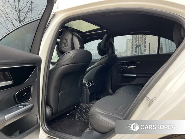 Mercedes-Benz C-class 2023 Белый из Китая, фото 3