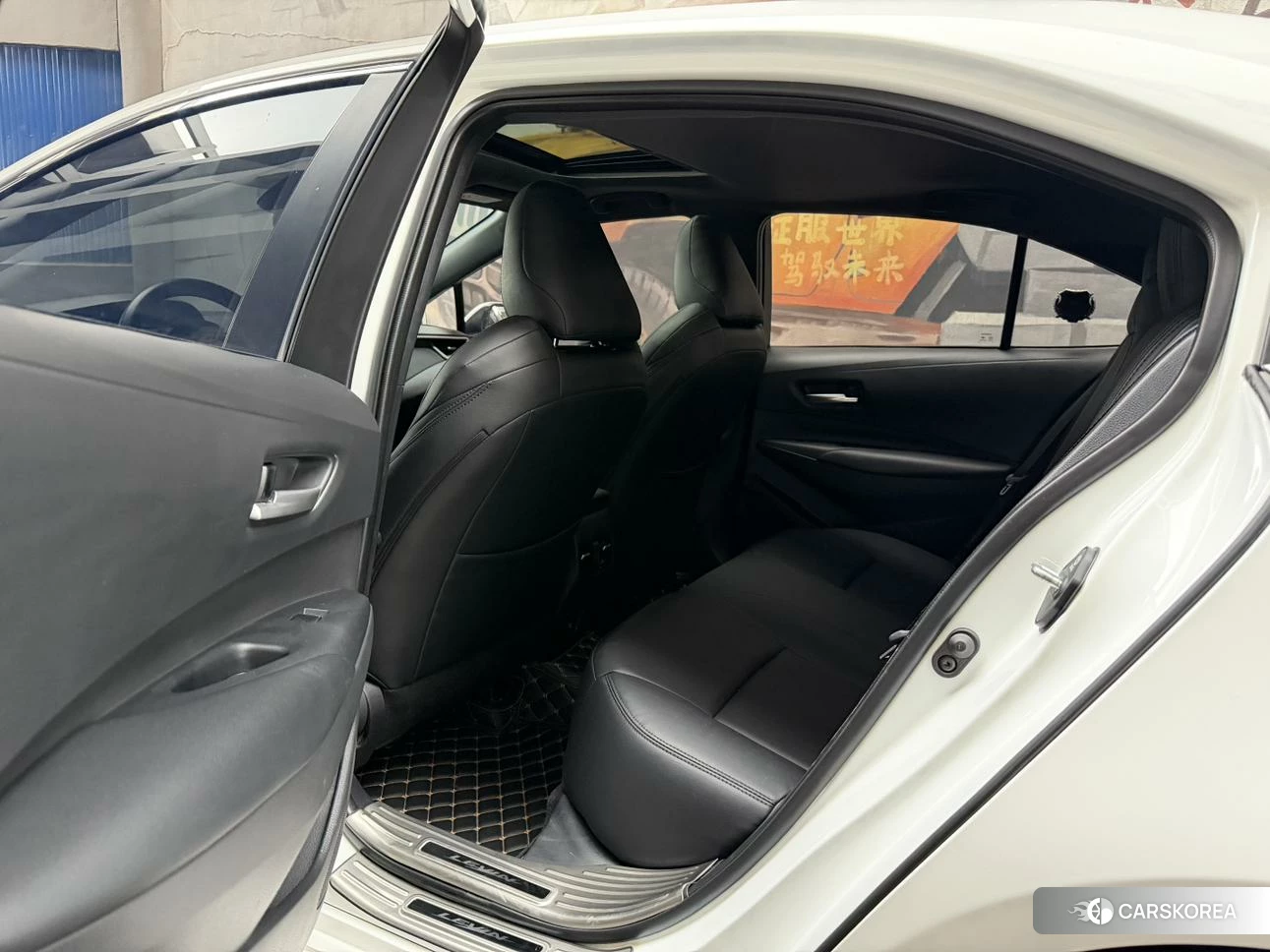 Toyota Levin 2024 Белый из Китая, фото 3